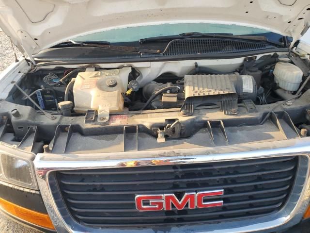 2005 GMC Savana G2500