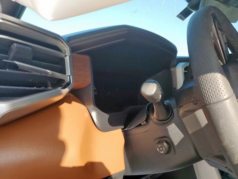 2022 Toyota Tundra Crewmax Platinum