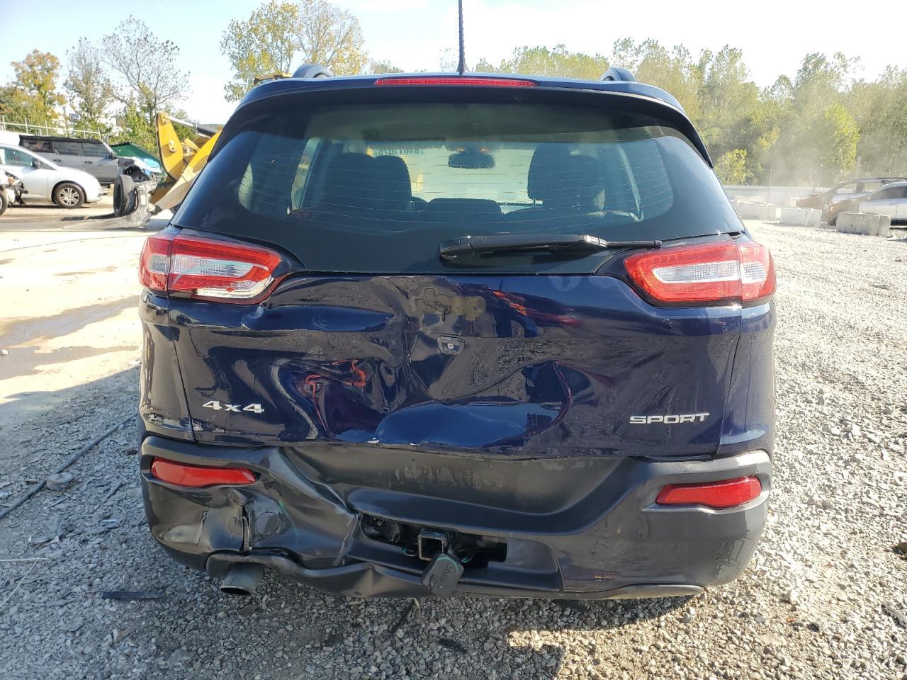 2015 Jeep Cherokee Sport