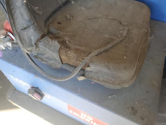 1999 American Motors 1999 Amer Sweeper