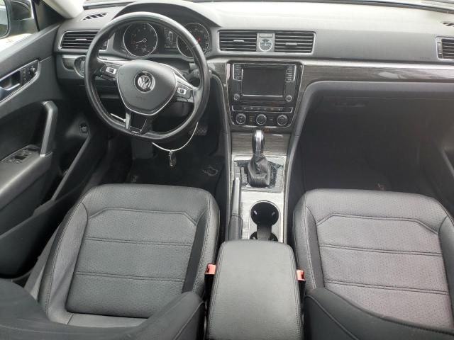 2016 Volkswagen Passat SE