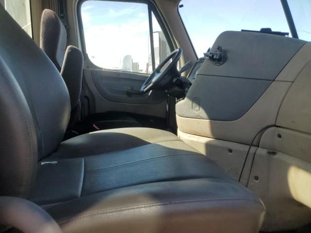 2016 Freightliner Cascadia 113 Semi Truck