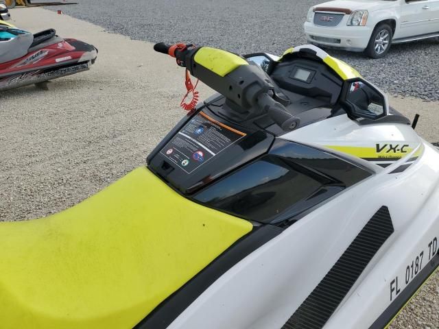 2022 Yamaha VXC
