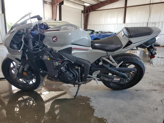 2025 Honda CBR600 RR