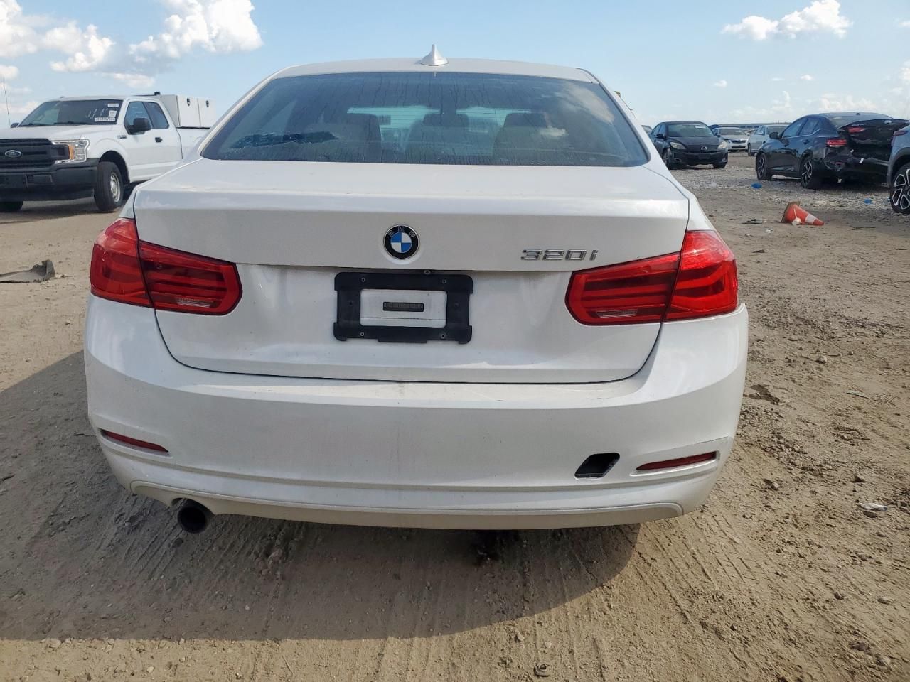 2018 BMW 320 i