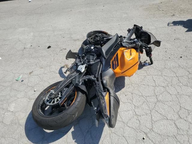 2025 Kawasaki EX650 P