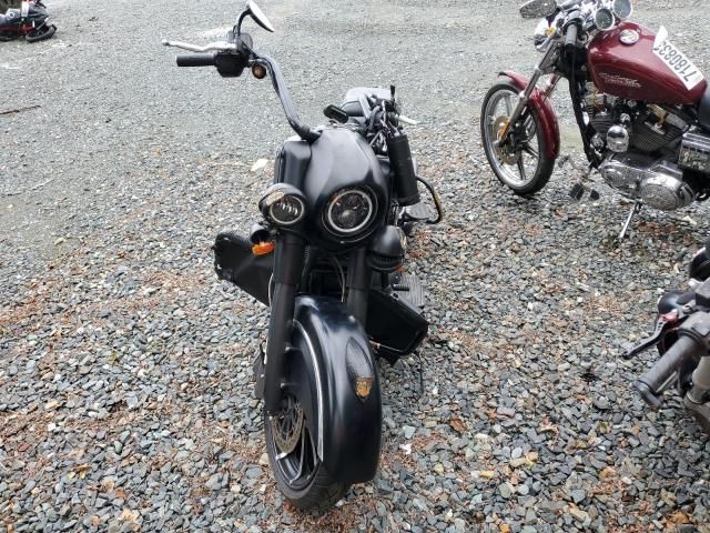 2016 Indian Motorcycle Co. Chief Dark Horse