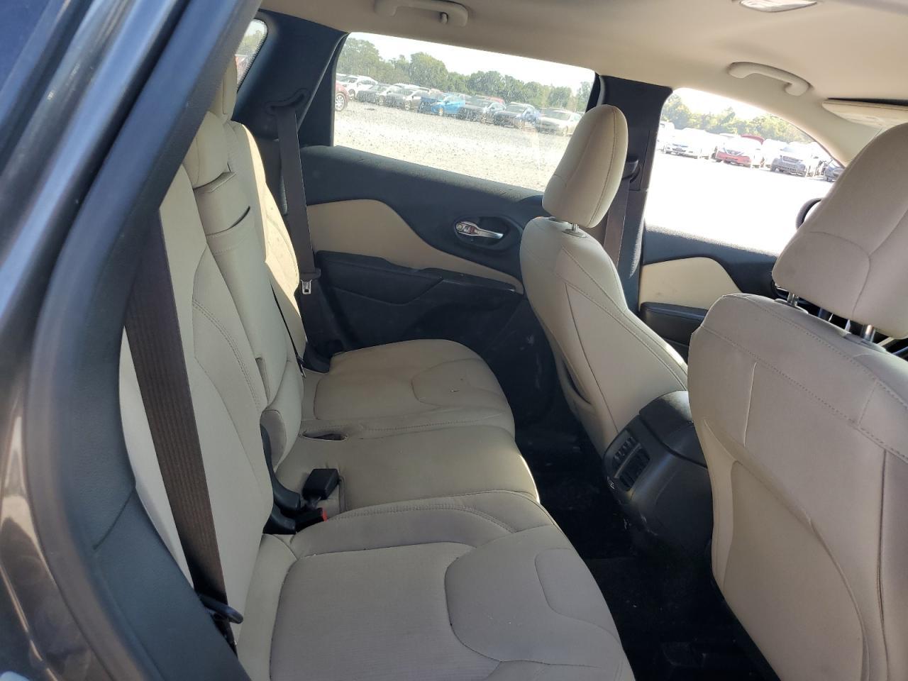 2015 Jeep Cherokee Latitude