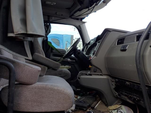 2019 Kenworth Construction T680