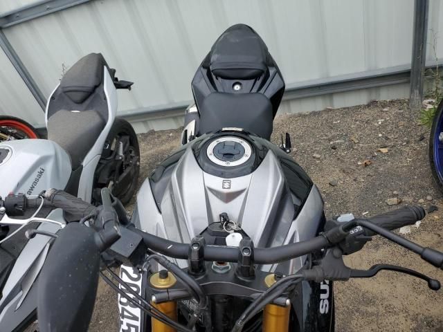 2021 Suzuki GSX-S750 M
