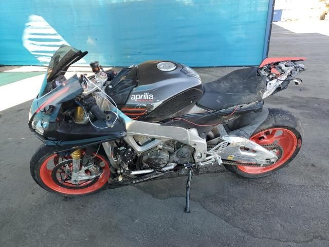 2016 Aprilia RSV4 RF