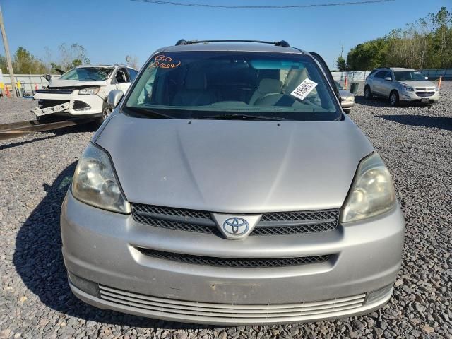 2005 Toyota Sienna XLE