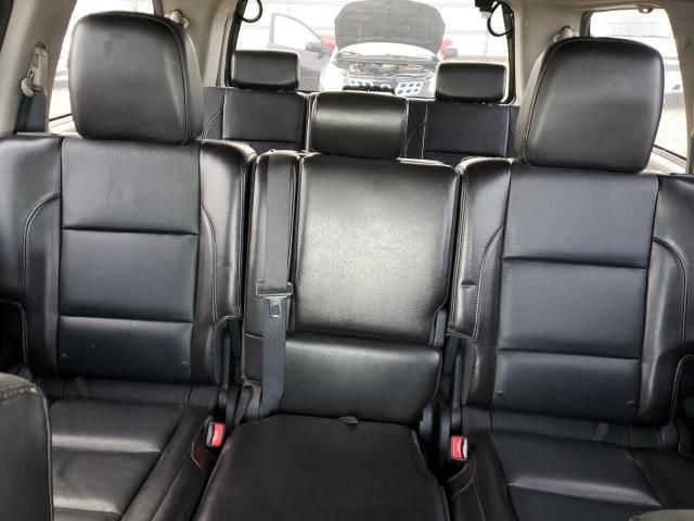 2015 Nissan Armada SV