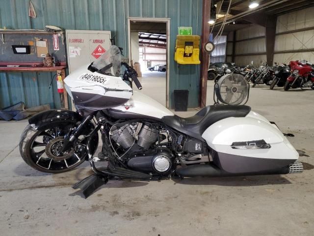 2016 Victory Cross Country Touring