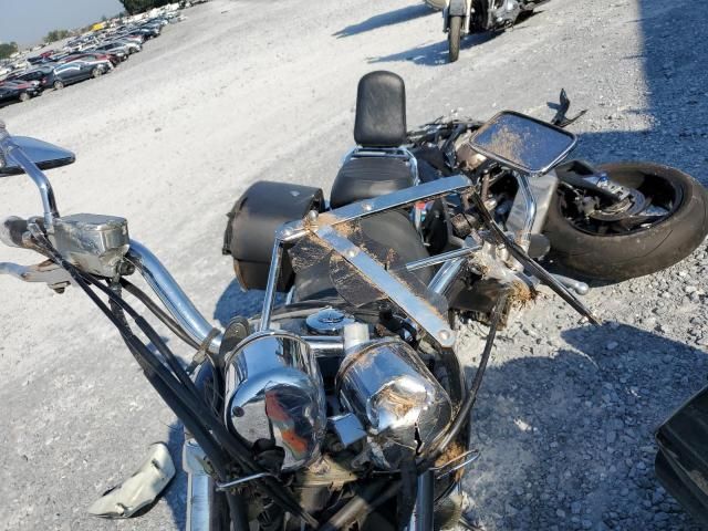 2001 Honda VF750 C