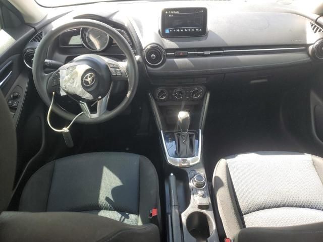 2017 Toyota Yaris IA