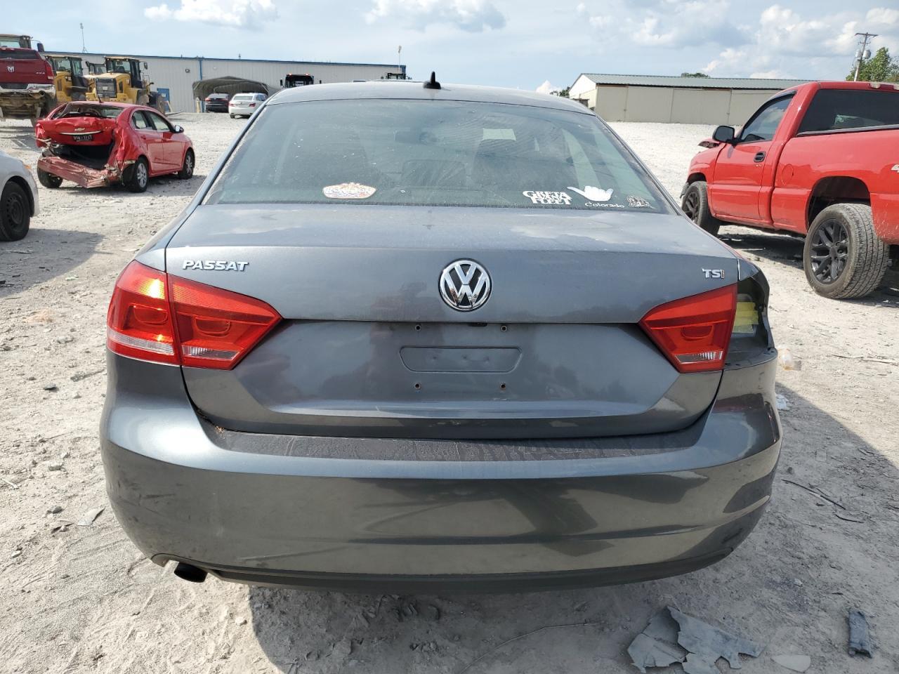 2015 Volkswagen Passat s