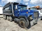 1997 Mack RD600 Dump Truck