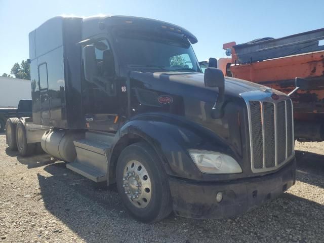 2018 Peterbilt Tractor 579