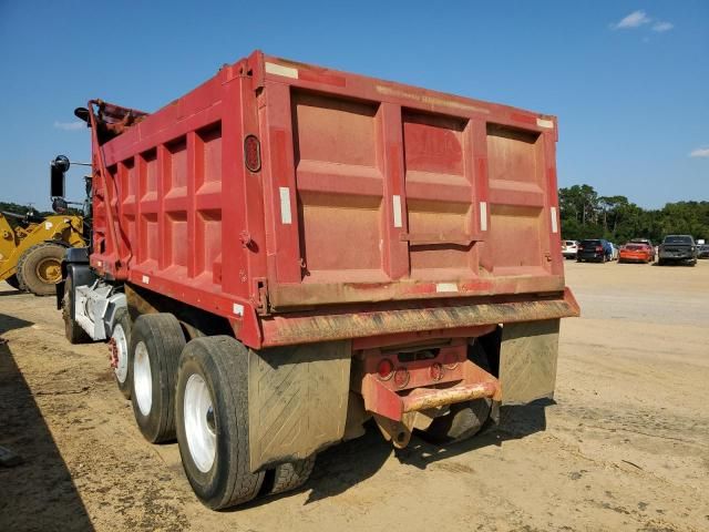 1995 Freightliner FLD Dump Truck