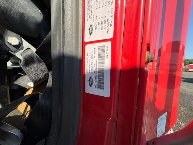 2016 Mack 600 CXU600-Trucks Semi Truck