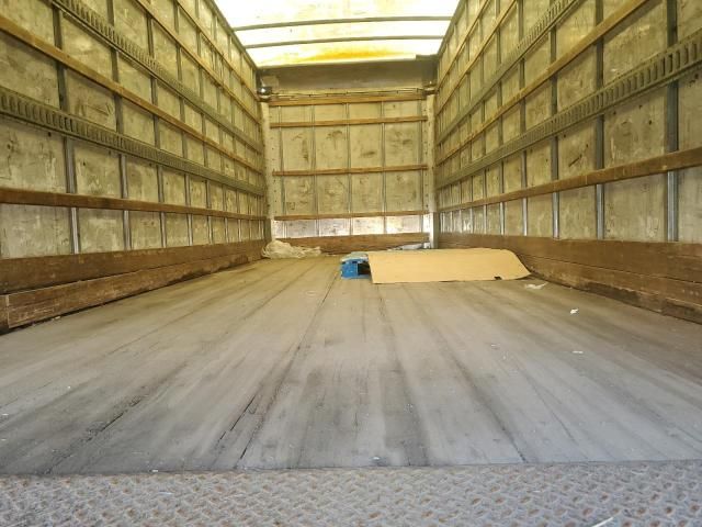 2015 Freightliner M2 106 Medium Duty