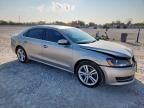2014 Volkswagen Passat SE
