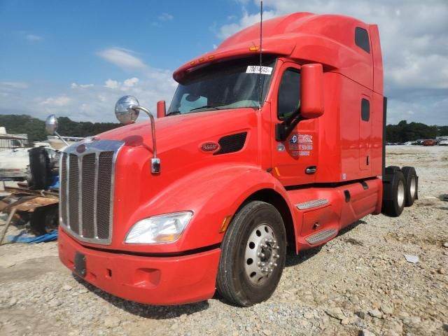 2019 Peterbilt 579 Semi Truck