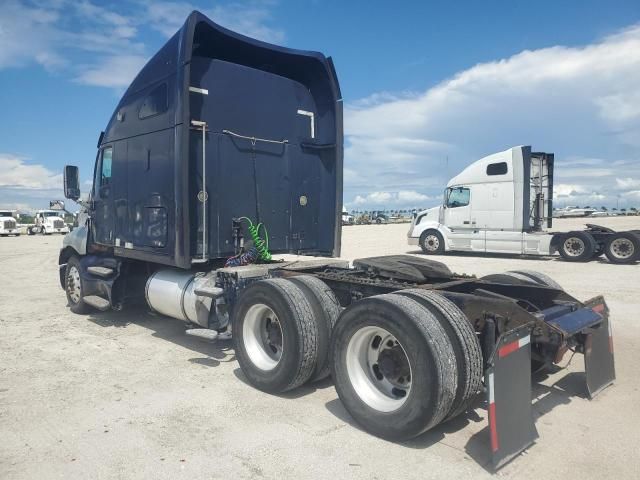 2009 Kenworth Constructi-Trucks Semi Truck