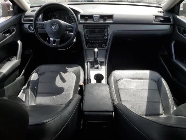 2014 Volkswagen Passat SE