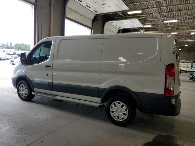2018 Ford Transit T-250