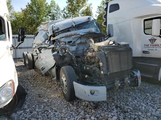 2019 Peterbilt 579 Semi Truck