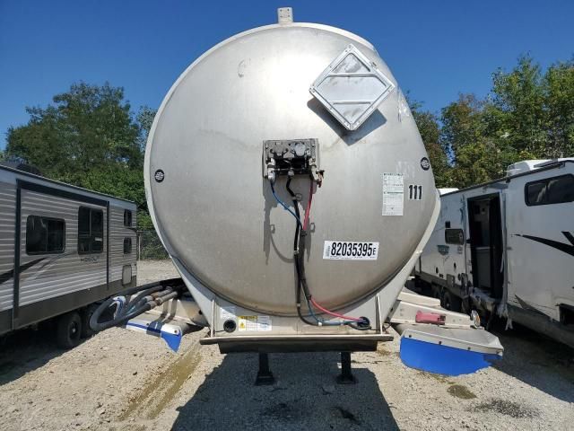 2014 Heil Vacuum Trailer