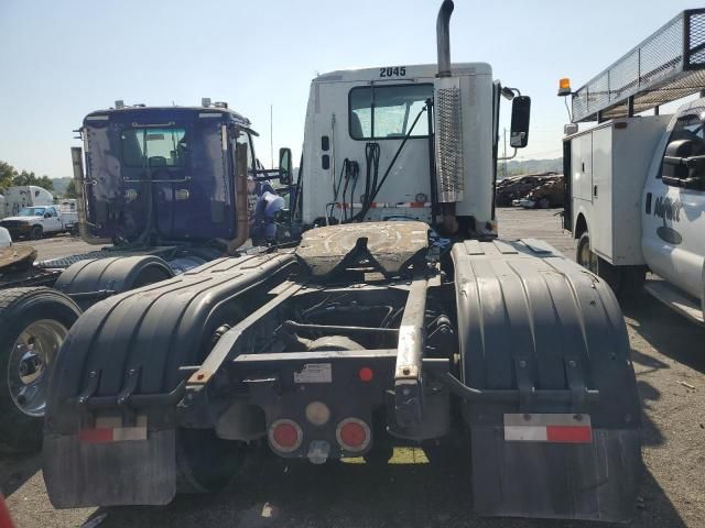 2020 Freightliner Columbia Semi Truck