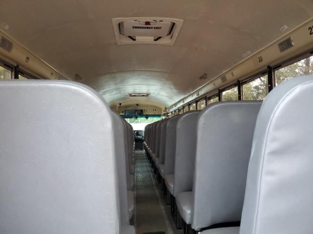 2012 Ic Corporation 3000 CE