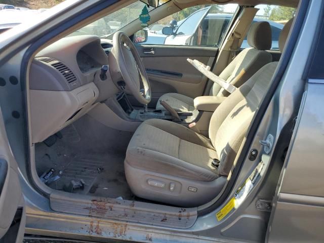 2005 Toyota Camry LE