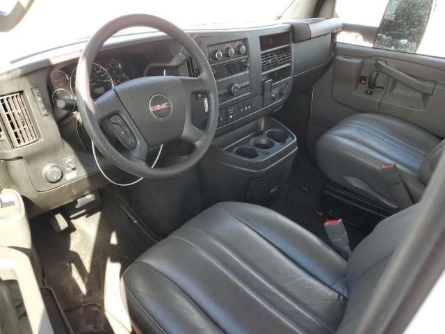 2023 GMC Savana CUT-Expeditor Truck