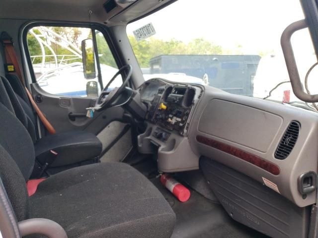 2019 Freightliner Business Class M2 Refrigerated Truck