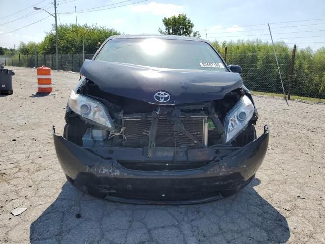 2012 Toyota Sienna XLE