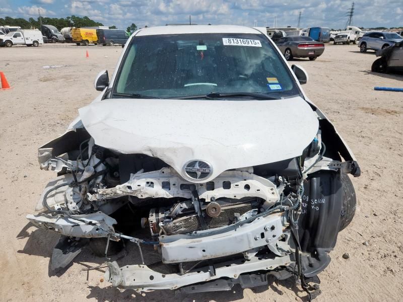 2013 Scion XD