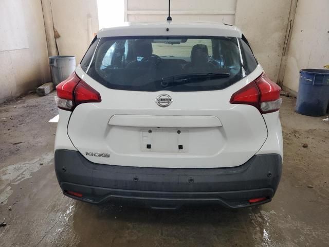 2020 Nissan Kicks S