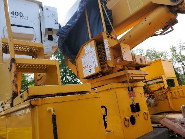 2011 International 4400 Bucket Truck