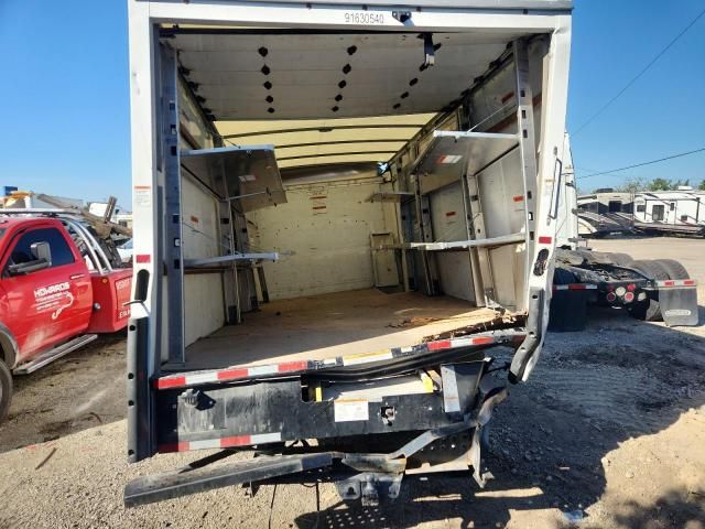 2023 GMC Savana CUT-BOX Truck