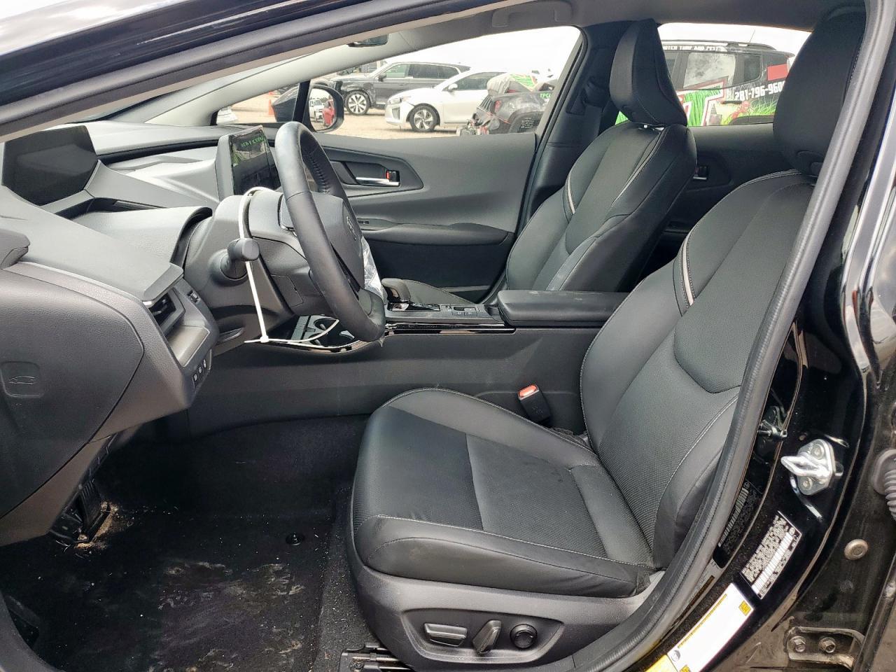 2024 Toyota Prius le