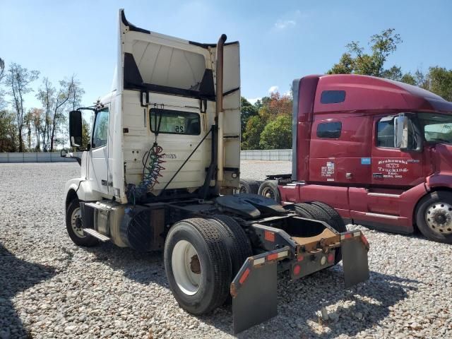 2016 Volvo VNL Semi Truck