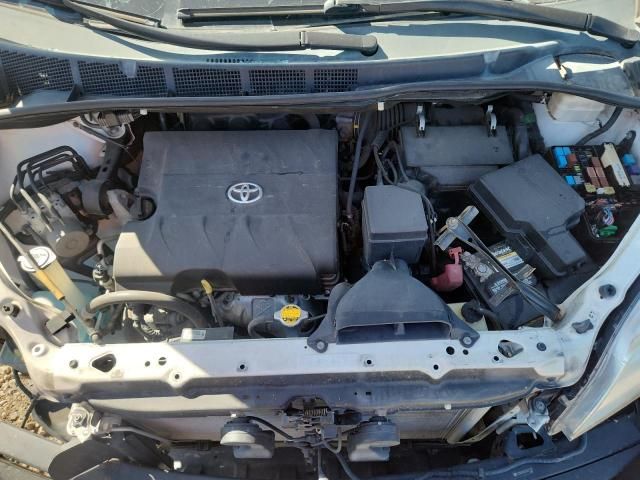 2013 Toyota Sienna XLE