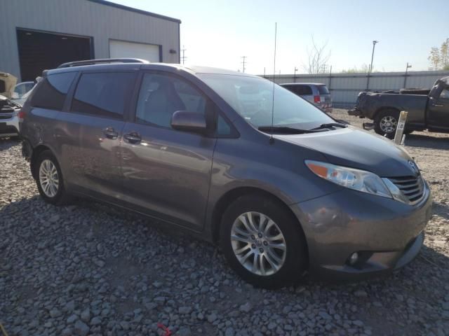 2014 Toyota Sienna XLE