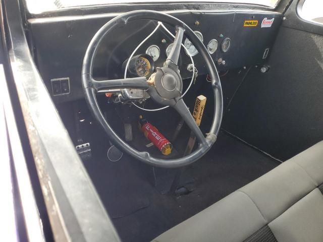 1933 Ford Model 40