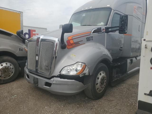 2020 Kenworth T680 Semi Truck