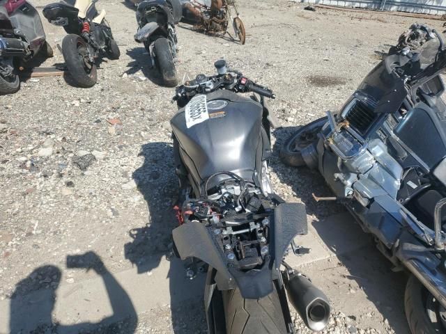 2016 Yamaha YZFR1S